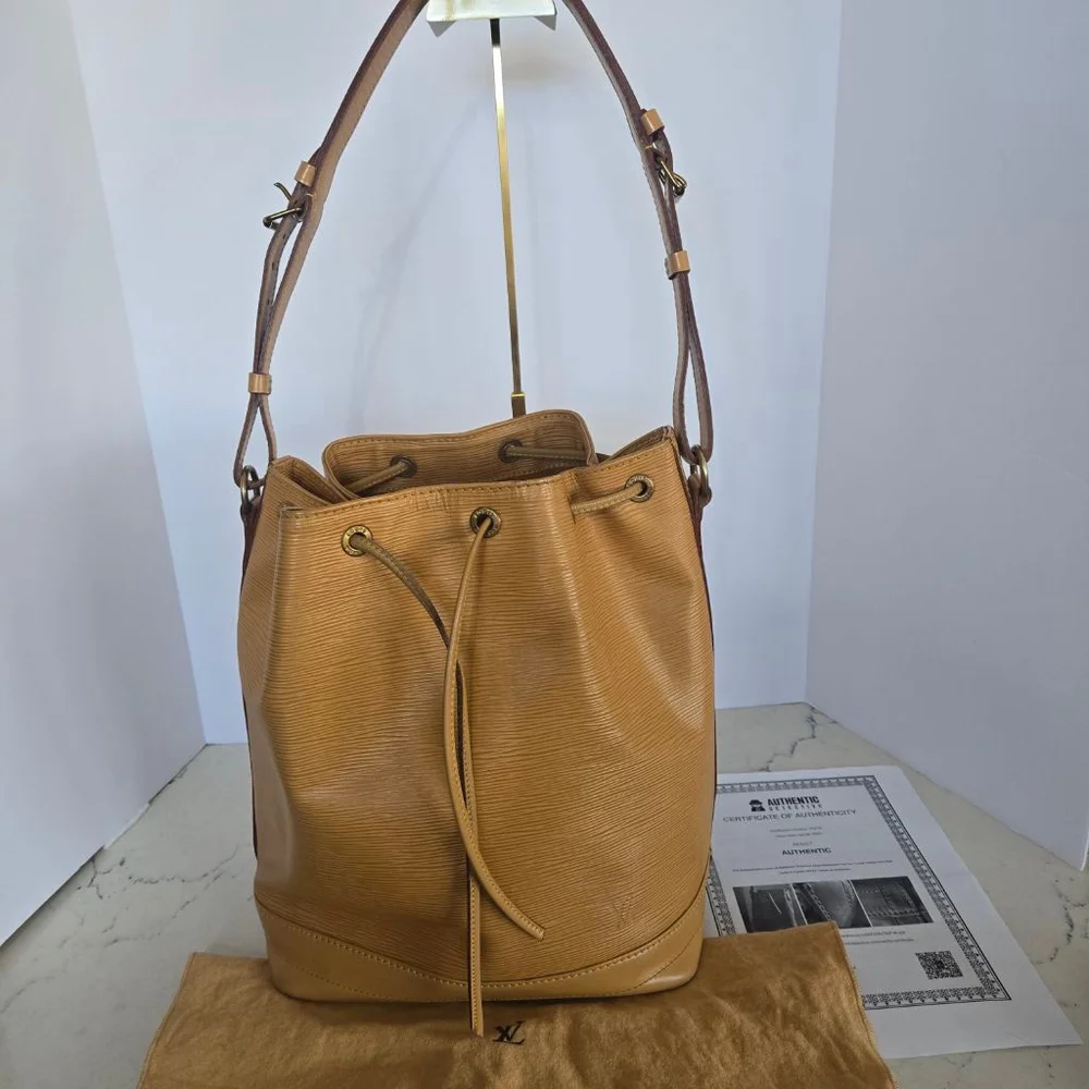Women's Louis Vuitton Sable Tan Epi Leather Noe Shoulder Bag w/ COA & Dustbag